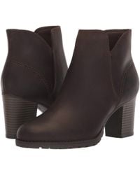 clarks verona peach boots