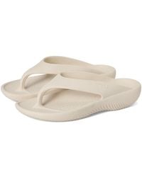Crocs™ - Mellow Recovery Flip Flop Sandals For Literide Comfort Sandals, Synthetic - Lyst