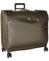 briggs & riley baseline wardrobe spinner