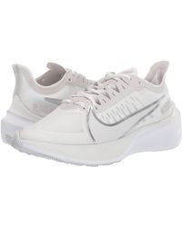 nike zoom gravity white