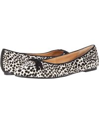 me too flat shoes
