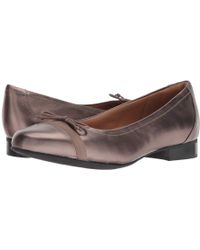 clarks shoes accessories