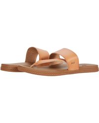 Reef Leather Cushion Sol in Brown | Lyst