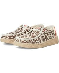 HEYDUDE - Wendy Espadrille Retro Palm Flat Shoes Downtown/Egret, Cotton - Lyst