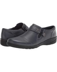 clarks cheyn ava oxford
