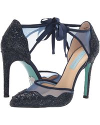 betsey johnson mave pump