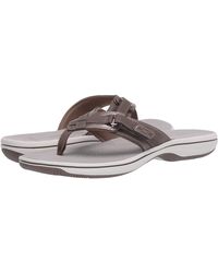 clarks collection flip flops