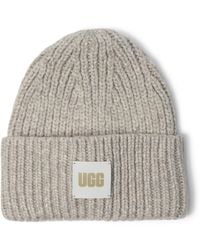 UGG - Chunky Rib Beanie With Logo - Lyst