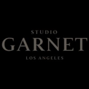 Garnet Clothiers logotype