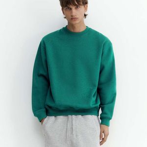 Pull&Bear Green Relaxed Fit Sweatshirt for men