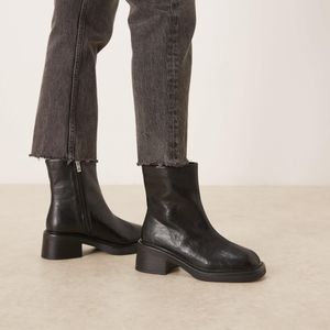 Raid Wide Fit Black Eabha Chelsea Boots