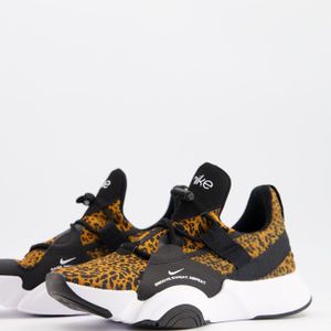 Nike Braun – superrep groove – sneaker mit leopardenmuster