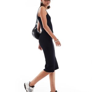 HERA Blue Ribbed Base Racer Midi Dress