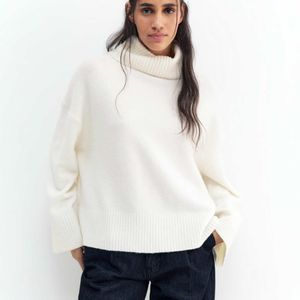 Pull&Bear White Soft Knit High Neck Jumper