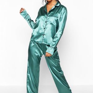 Boohoo Grün Womens Schlafanzug Sets Aus Satin Mit Durchgehender Knopfleiste Und Paspelierung