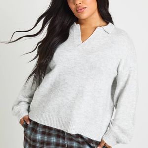 Boohoo White Plus Collared V Neck Knit Top