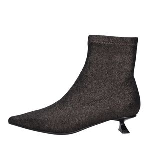 Botas Marrones Emanuélle Vee de color Negro