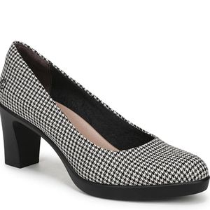 LifeStride Black Elevate Pump