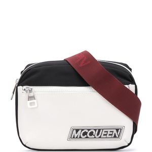 メンズ Alexander McQueen ロゴパッチ ベルトバッグ ブラック