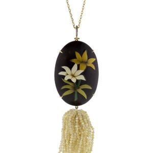 Collar Marquetry Pearl Tassel Lily en oro amarillo de 18kt con diamantes Silvia Furmanovich de color Metálico