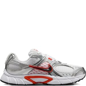 Nike White V5 Rnr Sneakers