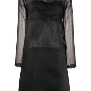 N°21 シアーディテール ドレス ブラック
