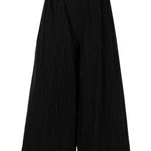 Pantaloni a gamba ampia crop di Y's Yohji Yamamoto in Nero