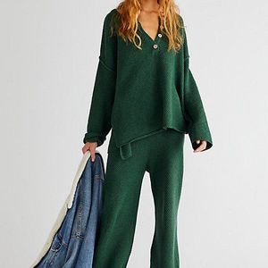 free-est Green Hailee Sweater Co-Ord By