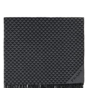 Prada Black House/Bathroom