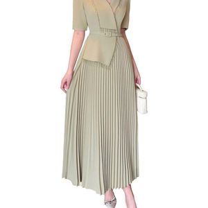 BURRYCO Green Short Sleeve Midi Dress