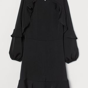 H&M Schwarz Kleid mit Volants