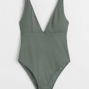 H&M Green Fast-drying Sports Shorts