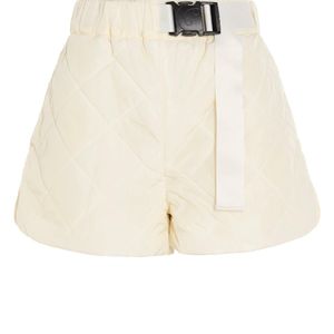 Shorts 'Lola' di REMAIN Birger Christensen in Bianco