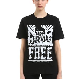 Andrea Crews Pablo Cots Drug Free ジャージーtシャツ ブラック