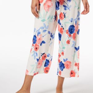 Hue White ® Play Nice Printed Capri Pajama Pants