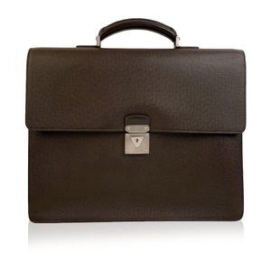 Louis Vuitton Taiga Lederen Robusto 2 Compartiment Briefcase in het Bruin