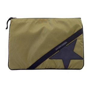 Journey pouch di Golden Goose Deluxe Brand in Verde da Uomo