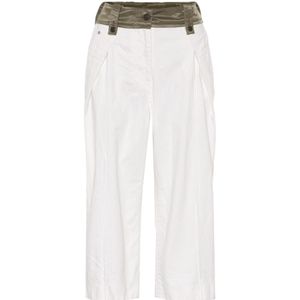 Pantaloni cropped in denim di Sacai in Bianco
