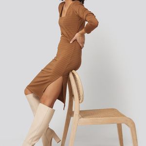 Trendyol Braun Side Slit Textured Knitted Midi Dress