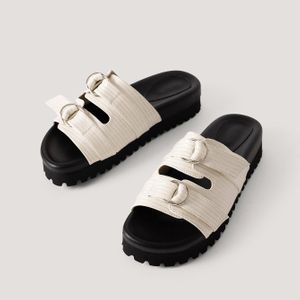 NA-KD Shoes Grobe Sandalen Mit Doppelter Schnalle