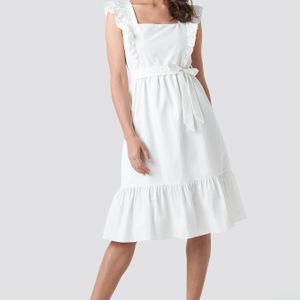 Trendyol Frilly Sleeveless Midi Dress in het Wit