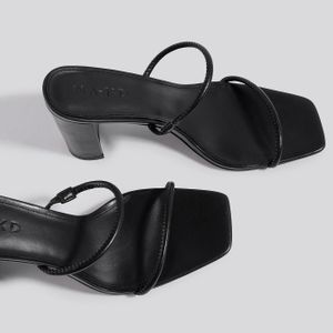 NA-KD Schwarz Shoes Elastic Strap Heels