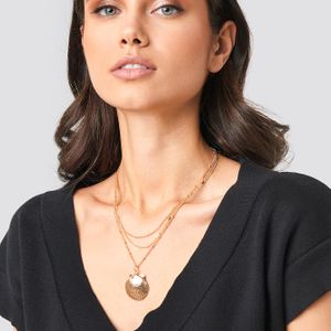 NA-KD Mettallic Accessories Textured Chain Shell Necklace