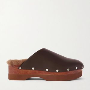 Le Monde Beryl Brown Agnes Shearling-Lined Leather Clogs