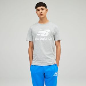 New Balance Essentials Stacked Logo T-Shirt in Grau für Herren