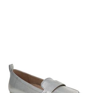 Vionic Gray Tessa Flat