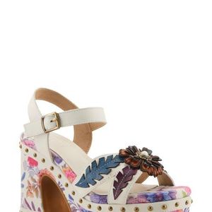 Spring Step Deckedout Ankle Strap Platform Sandal