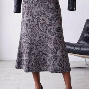 Roman Black Paisley Print Stretch Midi Skirt