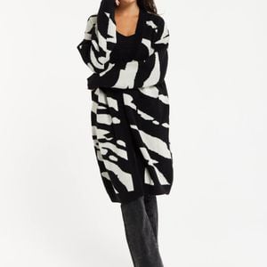 Liquorish Black Zebra-Print Long Open Cardigan
