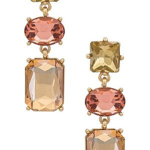 petit moments White Allie Earrings